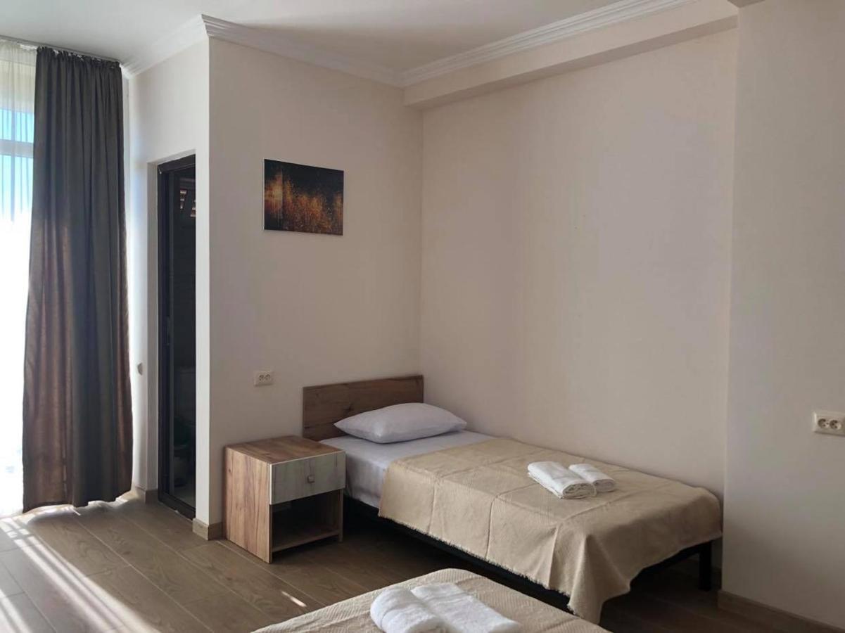 Chaki Hotel Ureki Eksteriør bilde